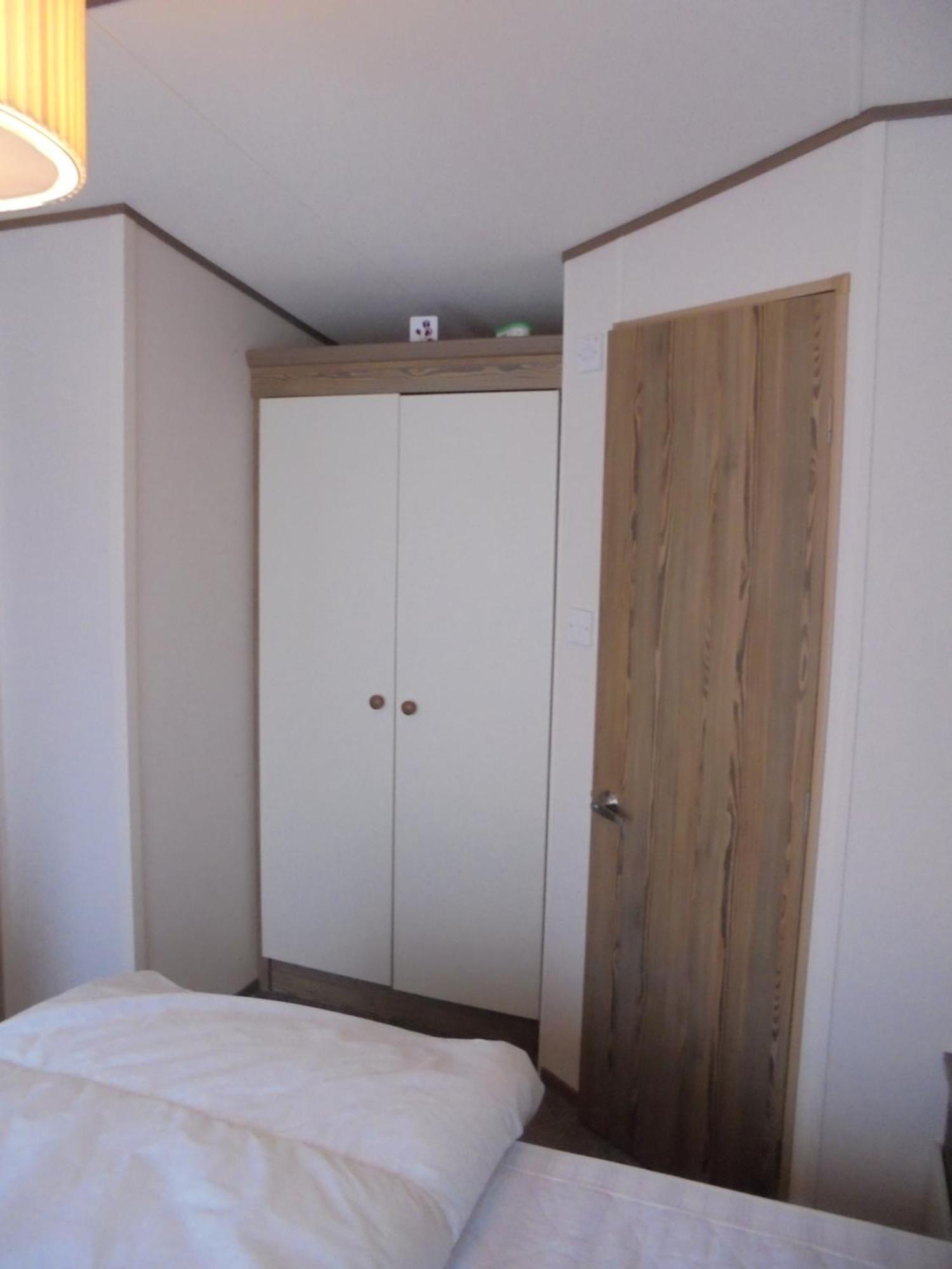 The Grange Ingoldmells: Elan 6 Berth, Central Heated, Wrap Around Decking Exterior photo