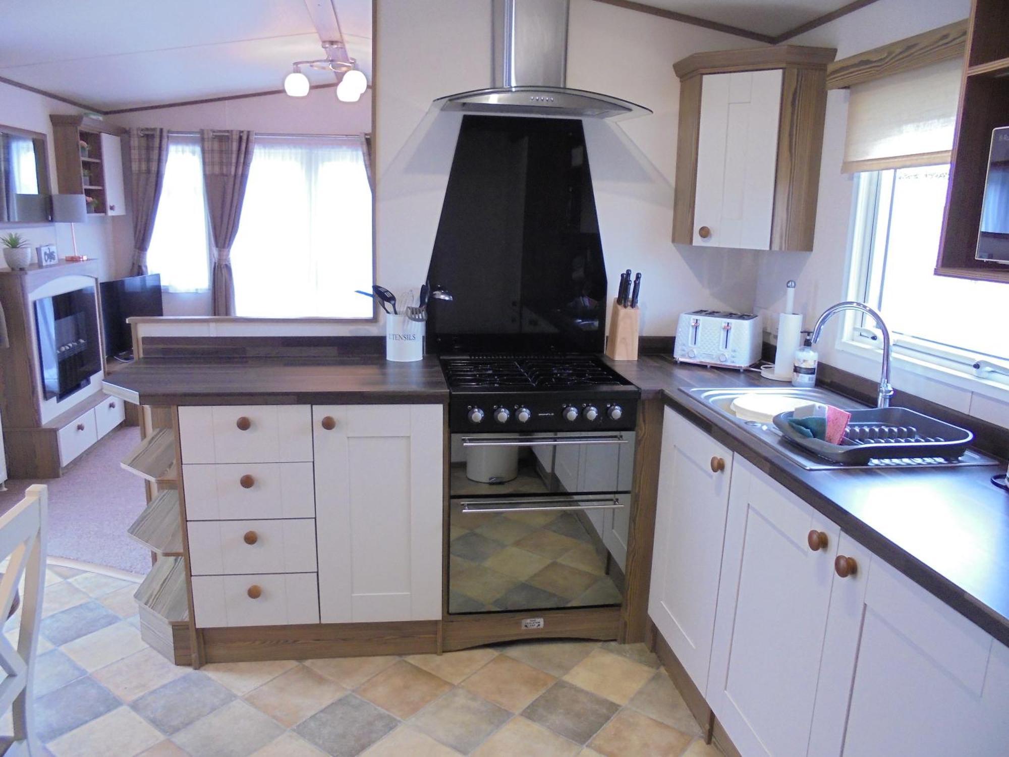 The Grange Ingoldmells: Elan 6 Berth, Central Heated, Wrap Around Decking Exterior photo